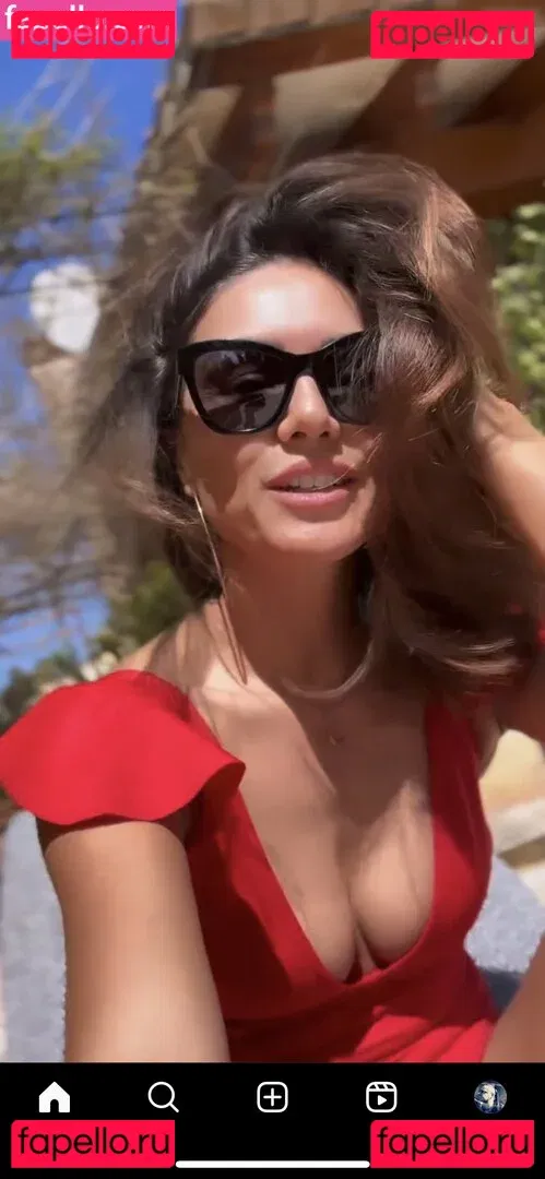 Nazan Eckes Onlyfans Photo Gallery 