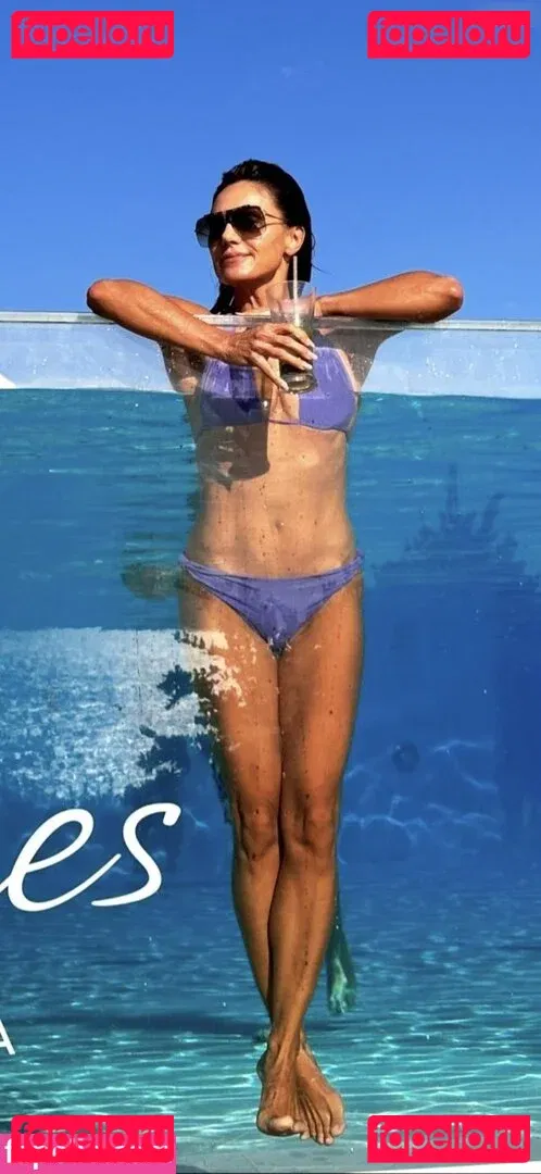 Nazan Eckes Onlyfans Photo Gallery 