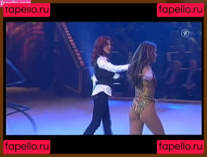 Nazan Eckes Onlyfans Photo Gallery 