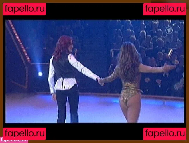 Nazan Eckes Onlyfans Photo Gallery 