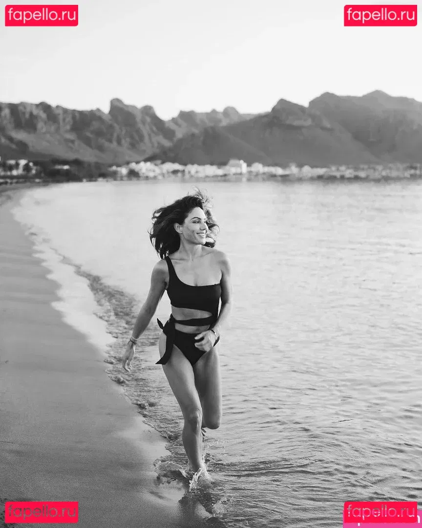 Nazan Eckes Onlyfans Photo Gallery 