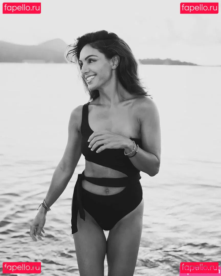 Nazan Eckes Onlyfans Photo Gallery 