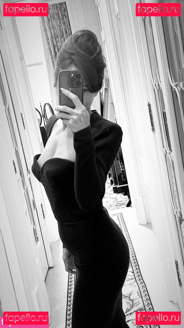 Nazan Eckes Onlyfans Photo Gallery 