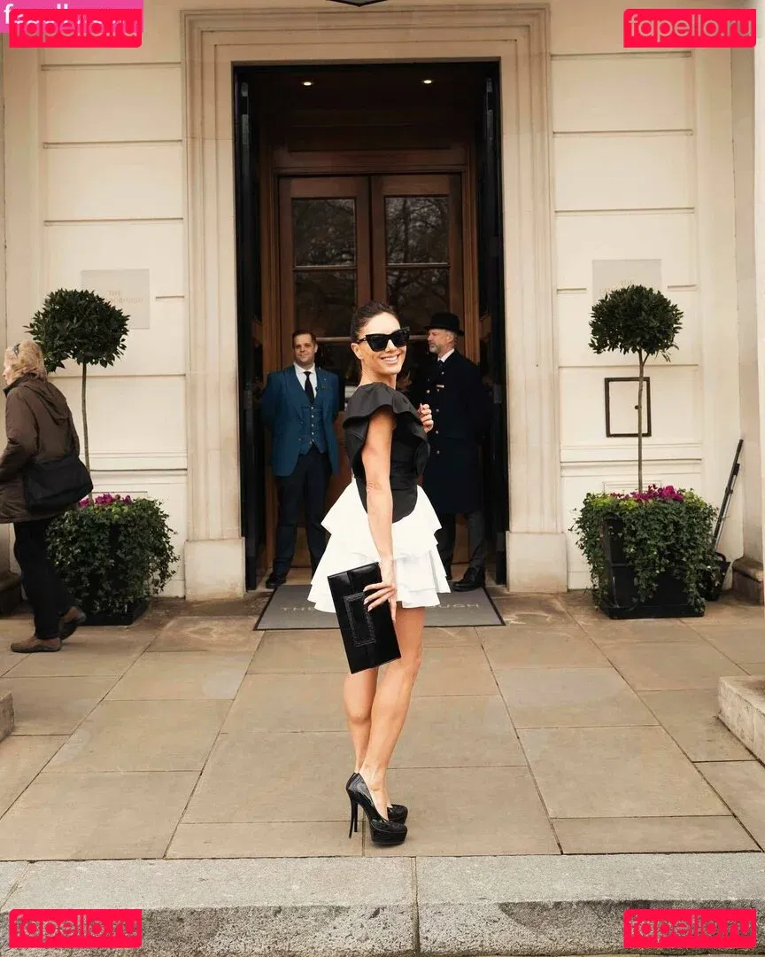 Nazan Eckes Onlyfans Photo Gallery 