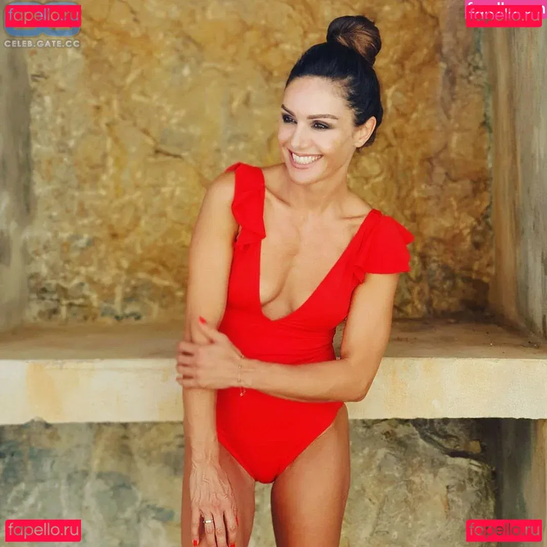 Nazan Eckes Onlyfans Photo Gallery 