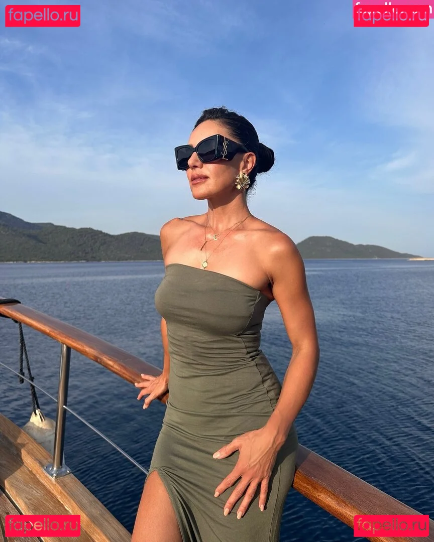 Nazan Eckes Onlyfans Photo Gallery 