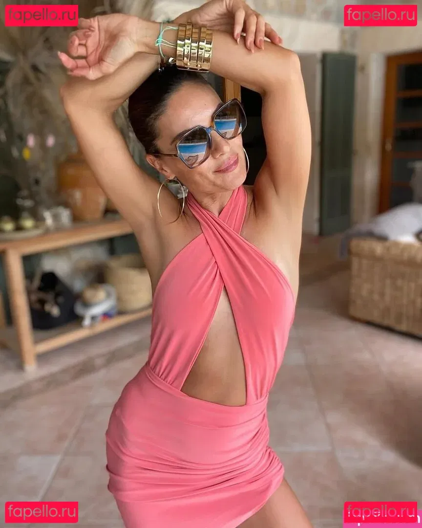 Nazan Eckes Onlyfans Photo Gallery 