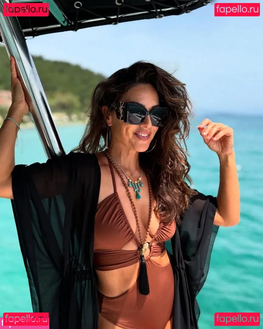 Nazan Eckes Onlyfans Photo Gallery 