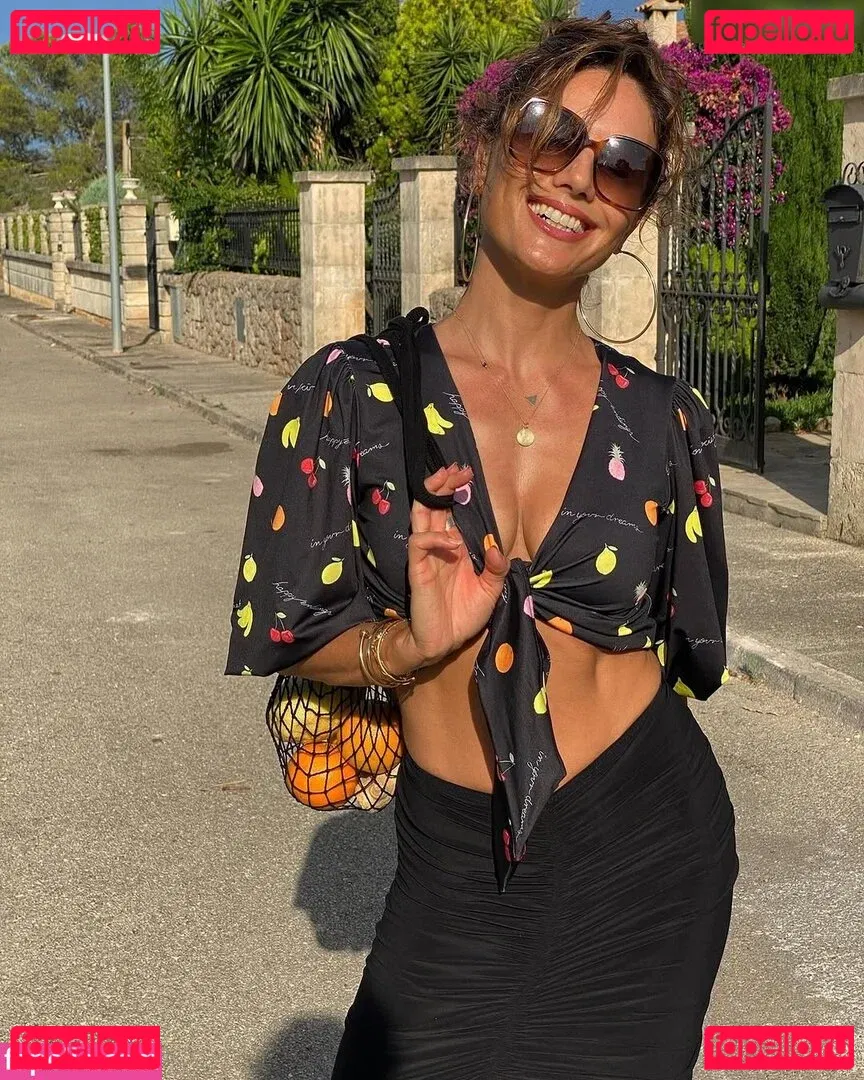 Nazan Eckes Onlyfans Photo Gallery 