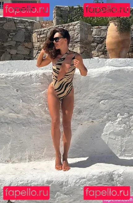 Nazan Eckes Onlyfans Photo Gallery 