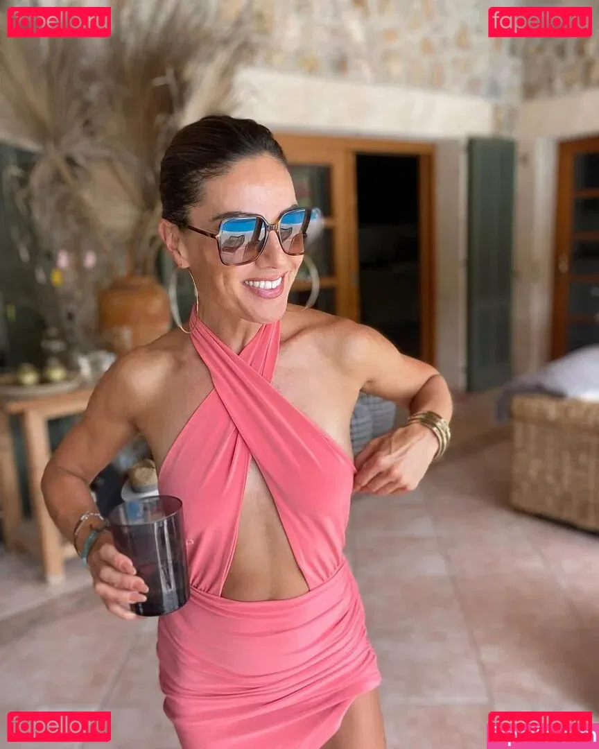 Nazan Eckes Onlyfans Photo Gallery 