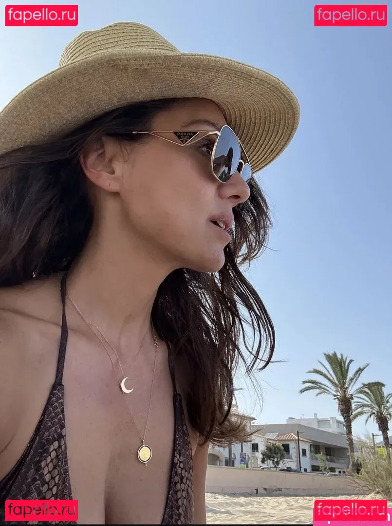 Nazan Eckes Onlyfans Photo Gallery 