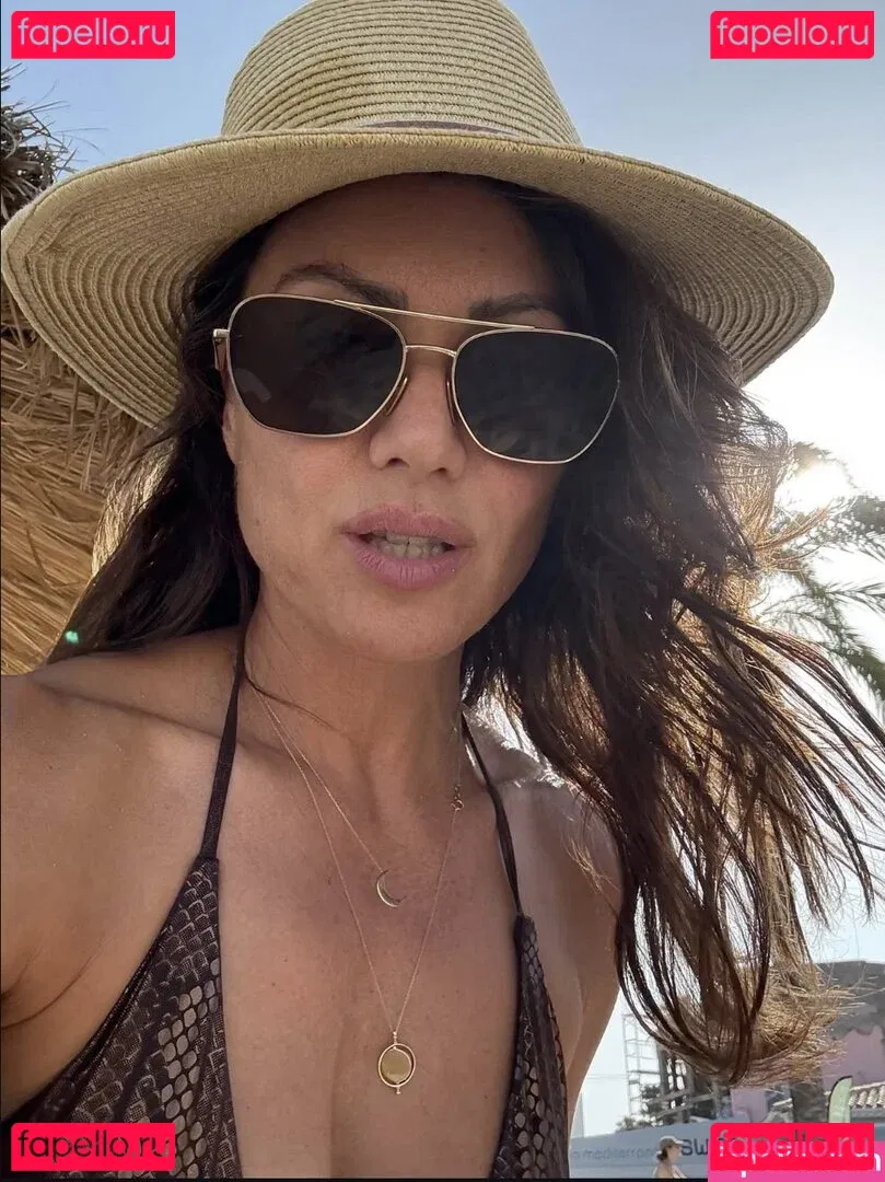 Nazan Eckes Onlyfans Photo Gallery 