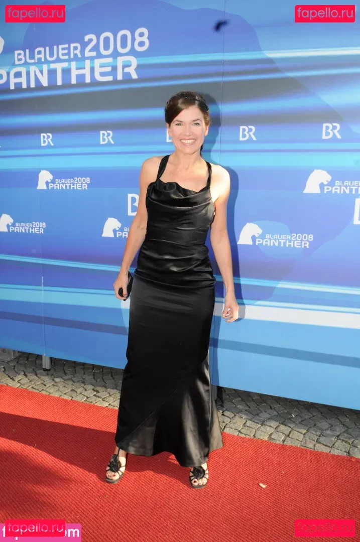 Anke Engelke Onlyfans Photo Gallery 