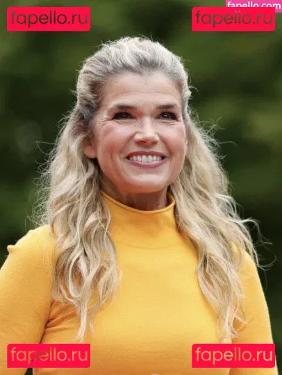 Anke Engelke Onlyfans Photo Gallery 