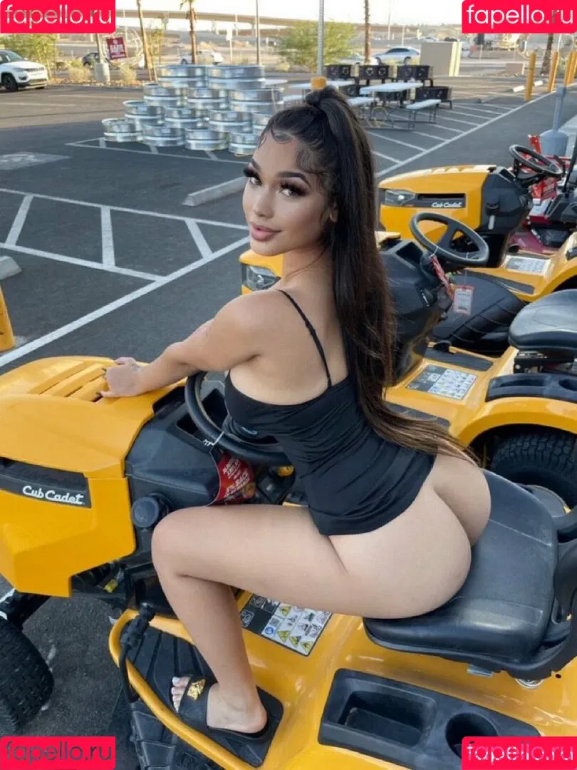Lexi2Legit Onlyfans Photo Gallery 
