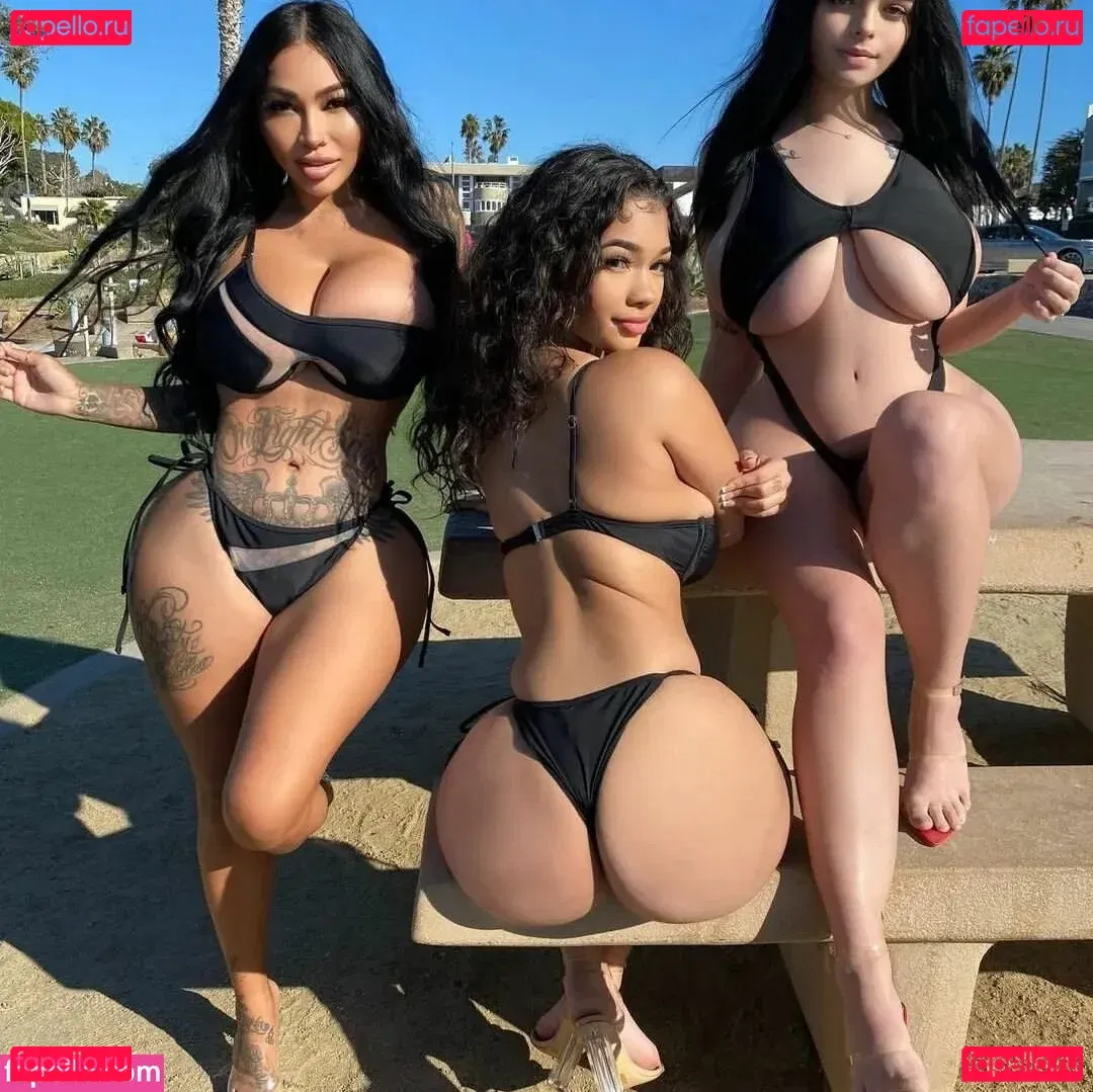 Lexi2Legit Onlyfans Photo Gallery 