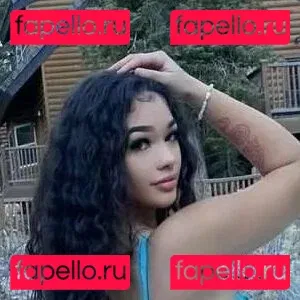 Lexi2Legit Onlyfans Photo Gallery 