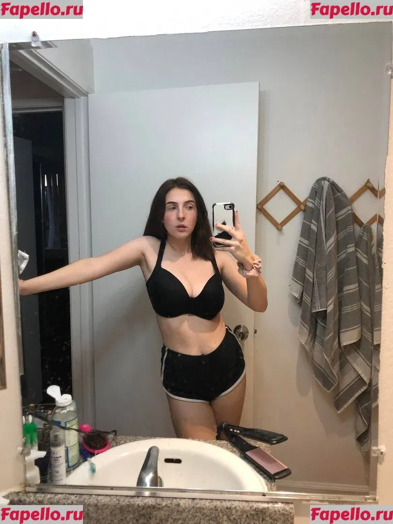 Megan Bitchell Onlyfans Photo Gallery 