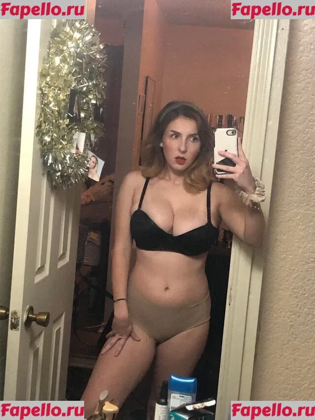 Megan Bitchell Onlyfans Photo Gallery 
