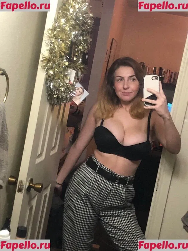 Megan Bitchell Onlyfans Photo Gallery 