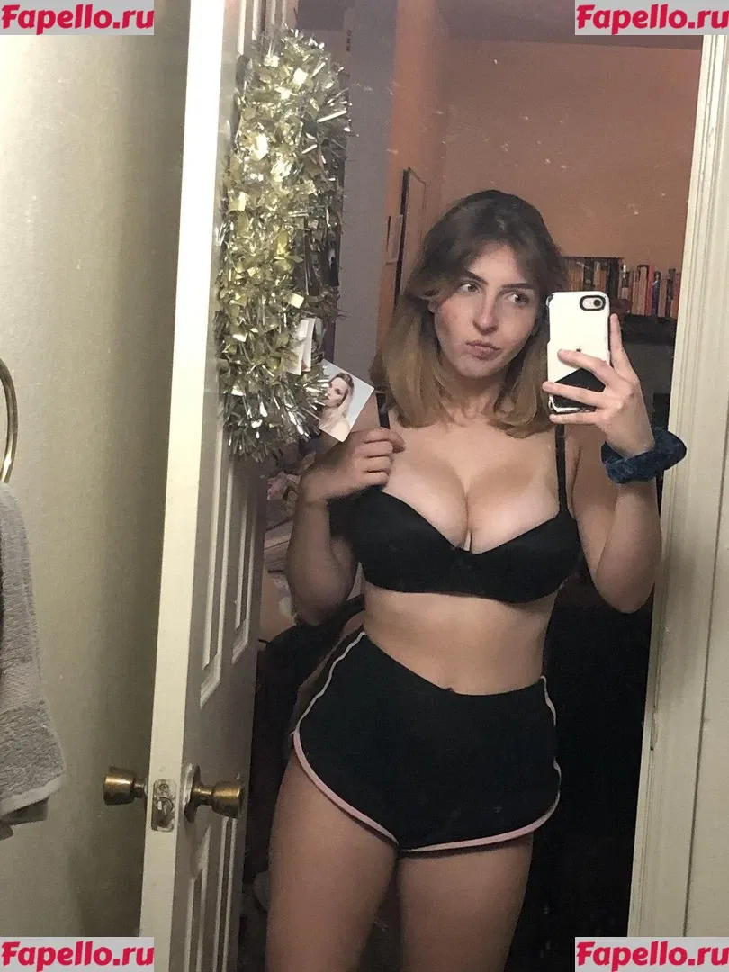 Megan Bitchell Onlyfans Photo Gallery 