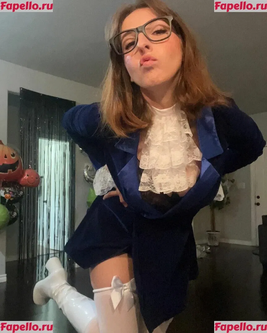 Megan Bitchell Onlyfans Photo Gallery 