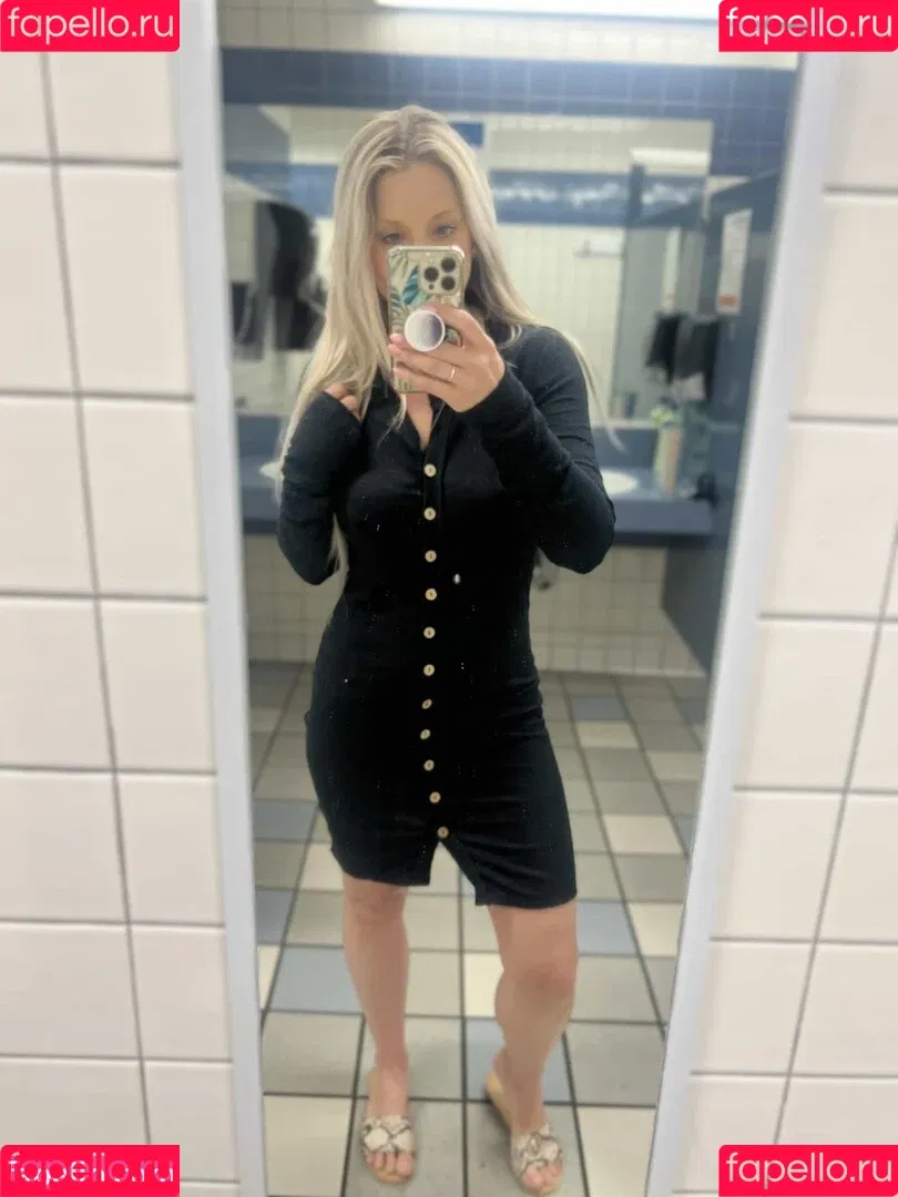 Vesper Violet Onlyfans Photo Gallery 