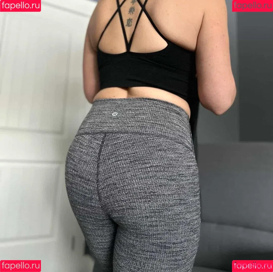 Vesper Violet Onlyfans Photo Gallery 