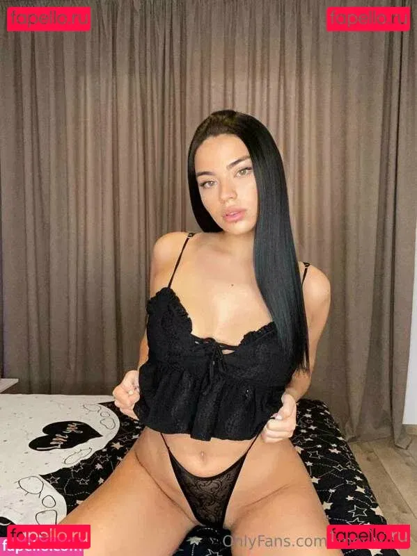 Eva Love Onlyfans Photo Gallery 