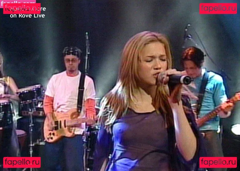 Mandy Moore Onlyfans Photo Gallery 