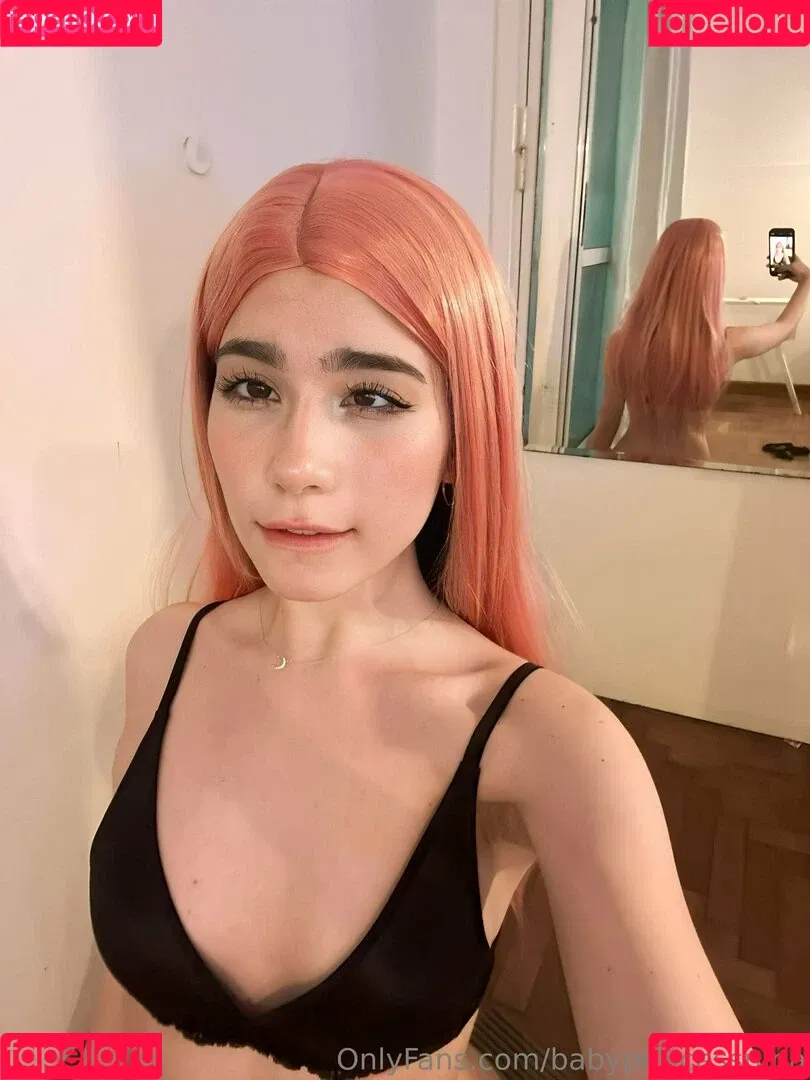 lunaababyxo Onlyfans Photo Gallery 