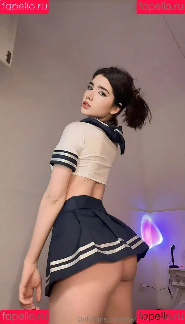 lunaababyxo Onlyfans Photo Gallery 