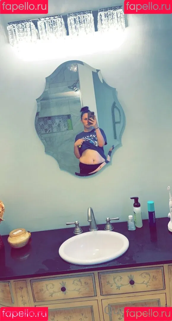 queenbitch1998 Onlyfans Photo Gallery 