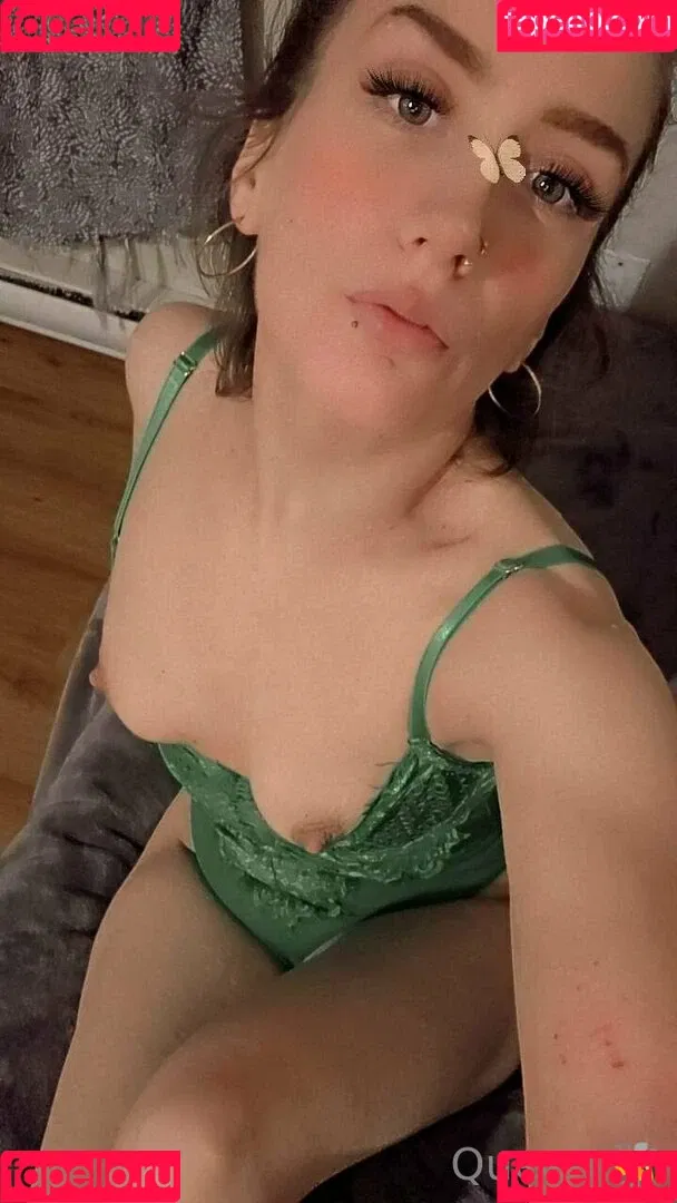 queenbitch1998 Onlyfans Photo Gallery 