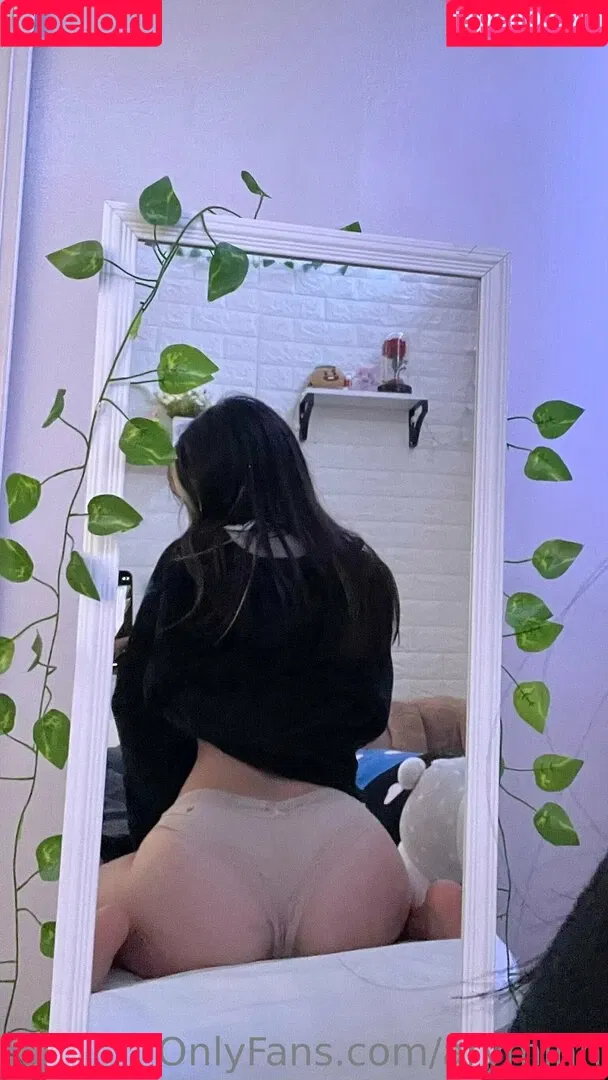 Aryminh Onlyfans Photo Gallery 
