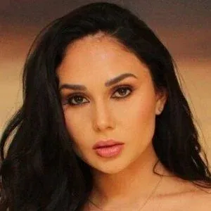 Aryminh Onlyfans Photo Gallery 