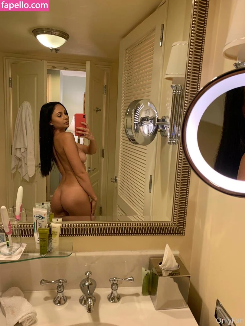 Aryminh Onlyfans Photo Gallery 