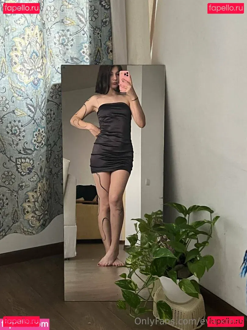 Eva Kross Onlyfans Photo Gallery 