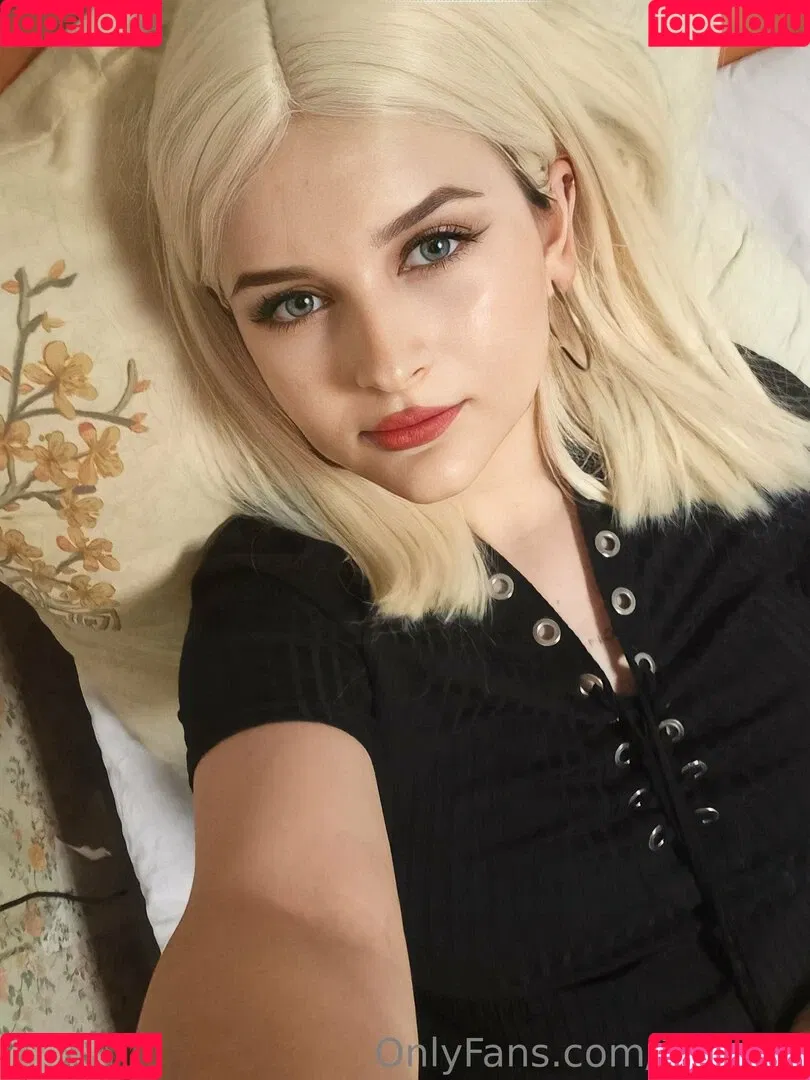 julyranf Onlyfans Photo Gallery 