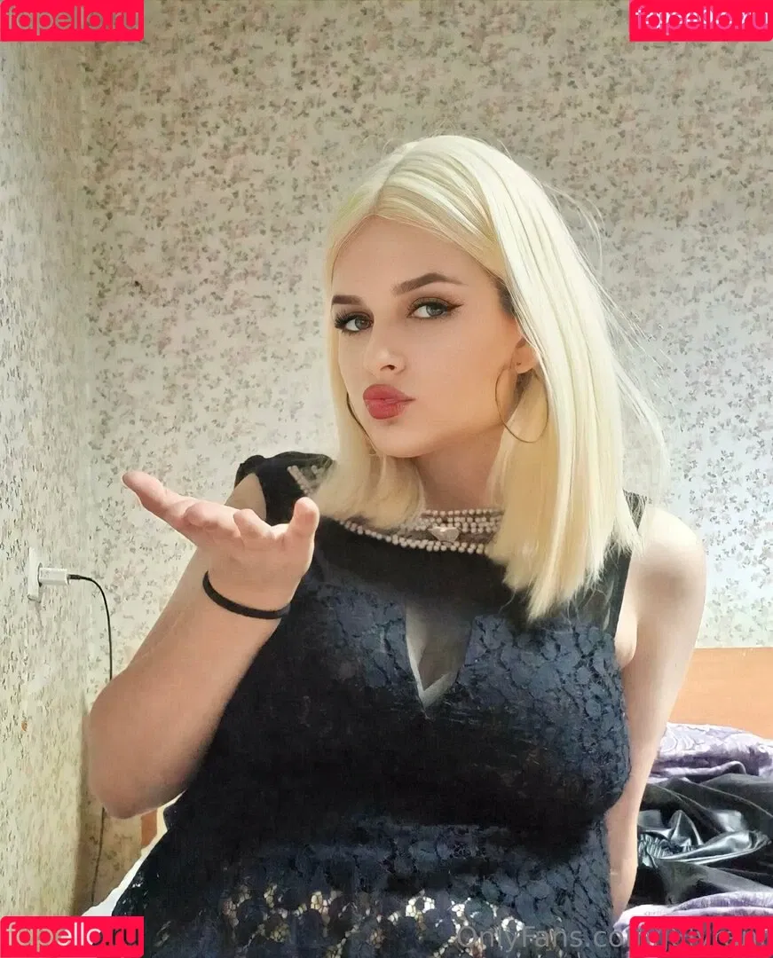 julyranf Onlyfans Photo Gallery 