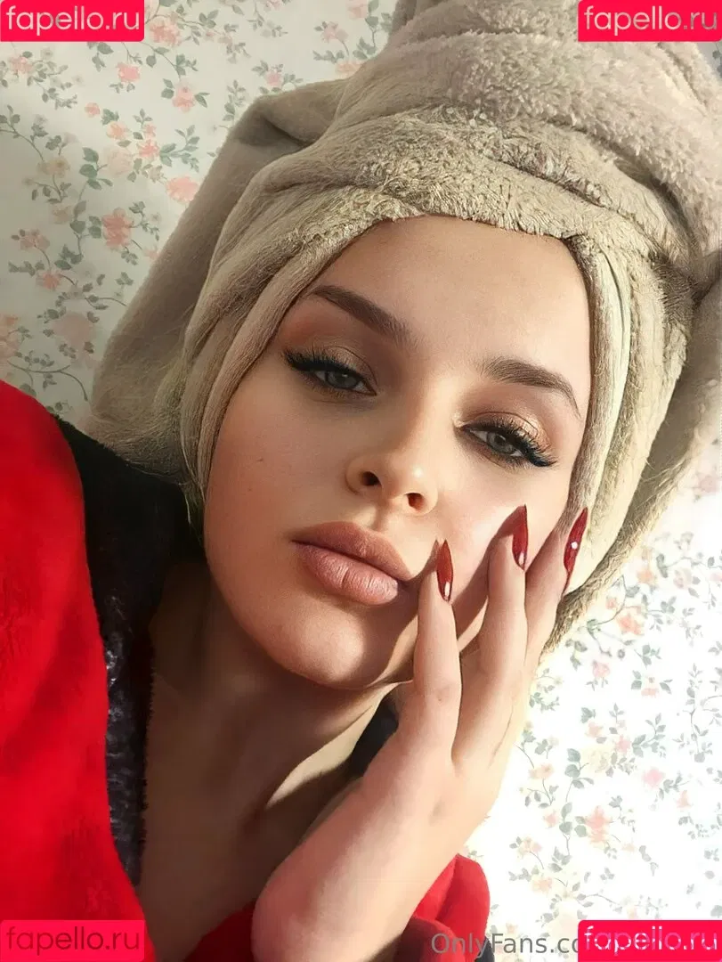 julyranf Onlyfans Photo Gallery 