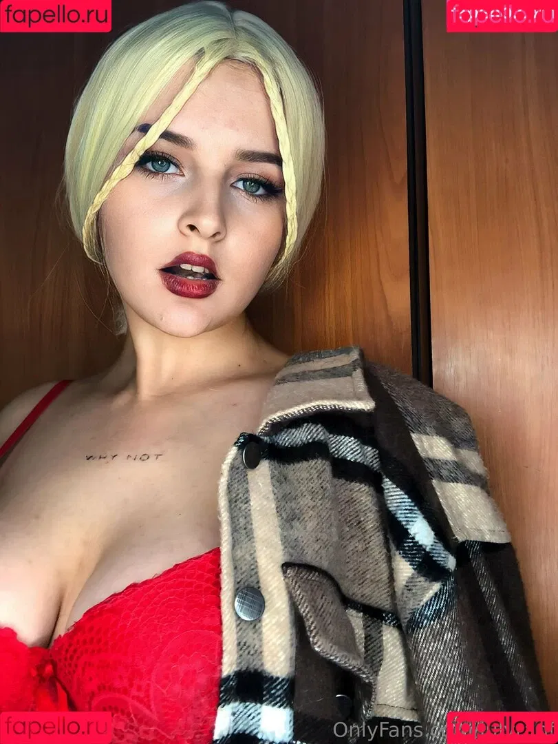 julyranf Onlyfans Photo Gallery 