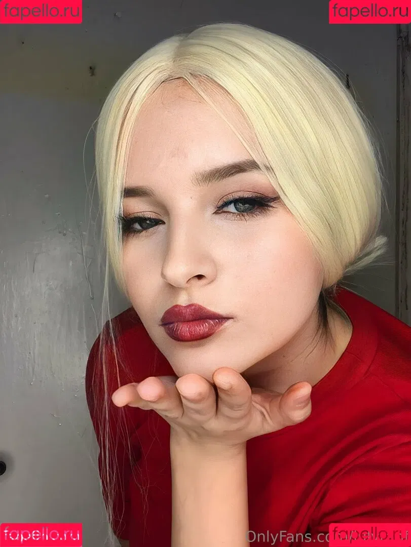 julyranf Onlyfans Photo Gallery 