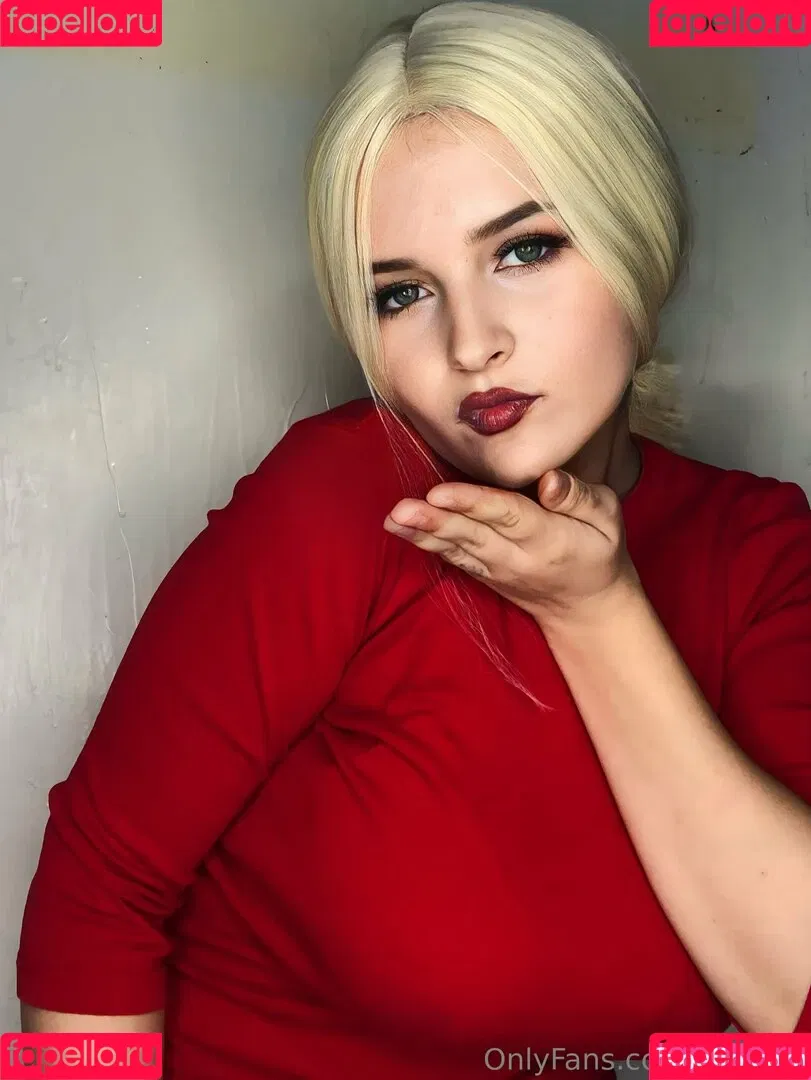 julyranf Onlyfans Photo Gallery 