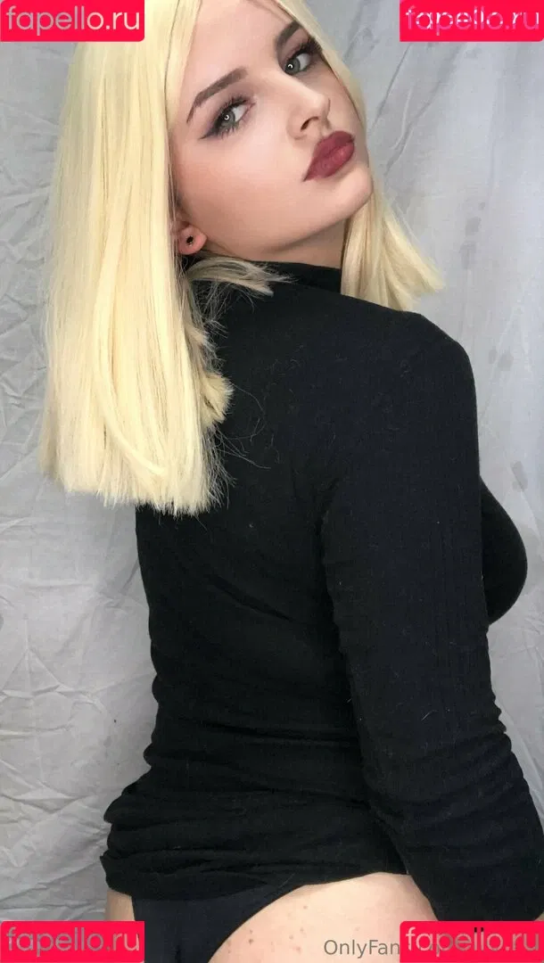 julyranf Onlyfans Photo Gallery 
