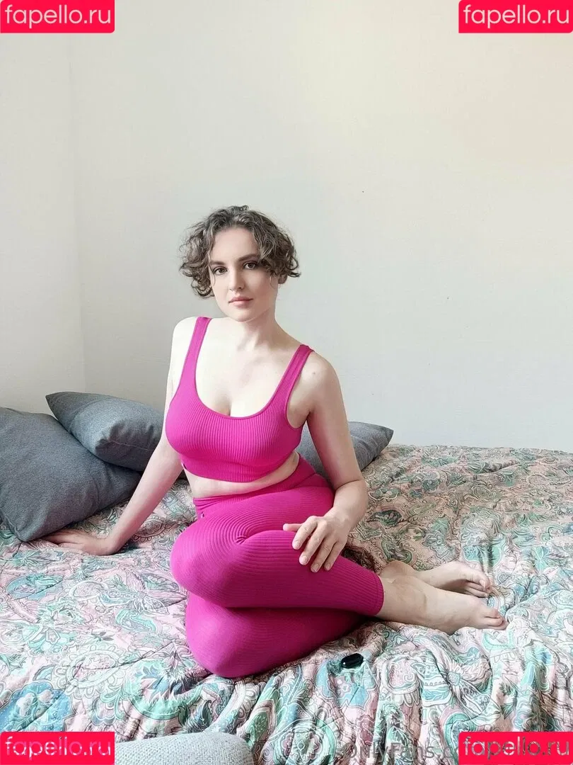 julyranf Onlyfans Photo Gallery 