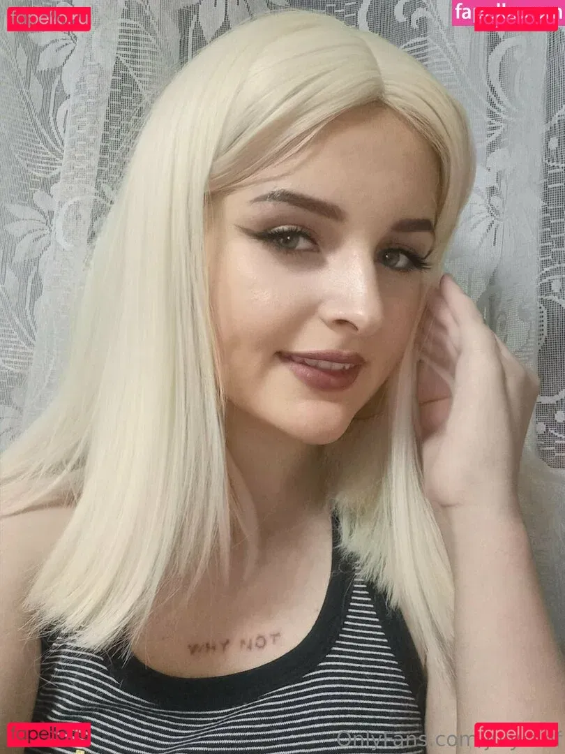 julyranf Onlyfans Photo Gallery 