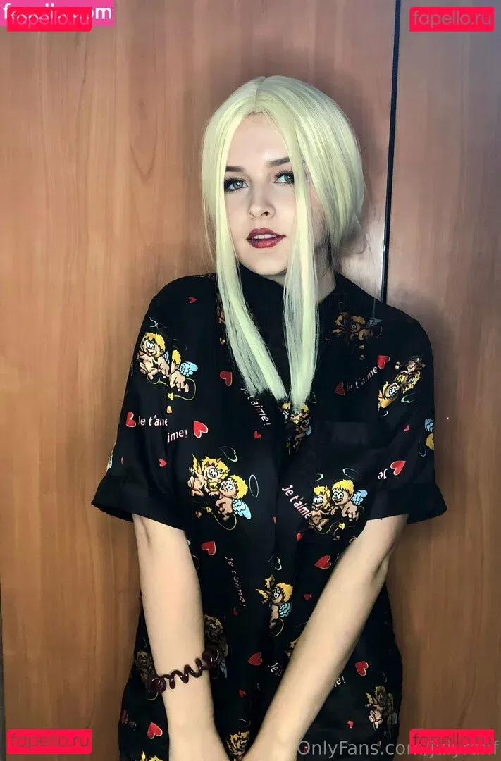 julyranf Onlyfans Photo Gallery 