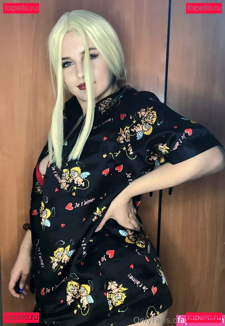 julyranf Onlyfans Photo Gallery 